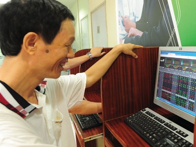 Thận trọng dòng tiền vay và cách chọn cổ phiếu