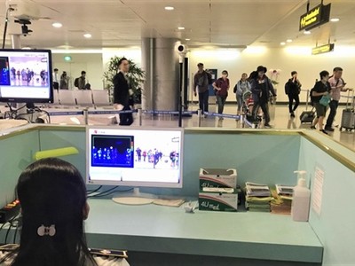 Gần 500 khách Trung Quốc nhập cảnh vào Việt Nam thông qua nước trung gian, TP.HCM lo ngại tiềm ẩn Covid-19