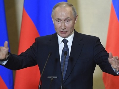 Putin phát biểu tại Crimea ngày 18/3. Ảnh: AFP.