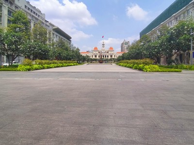 Sài Gòn đang … sống chậm