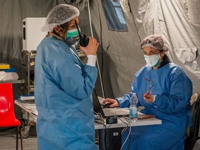 Lều cấp cứu người nhiễm nCoV của bệnh viện Cremona ở Lombardy, Italy ngày 29/2. Ảnh: Reuters.