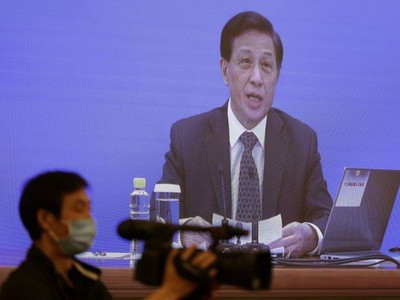 Ông Zhang Yesui, người phát ngôn quốc hội Trung Quốc (Ảnh: EPA).