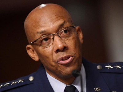 Tướng Charles Brown. Ảnh: Reuters.