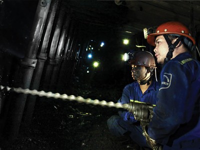 Hiệu quả tháng 5, chờ doanh nghiệp lộ sáng