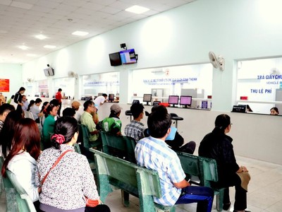 TP.HCM lập thêm 1 tổ đăng ký xe ô tô hỗ trợ đăng ký xe trực tuyến.