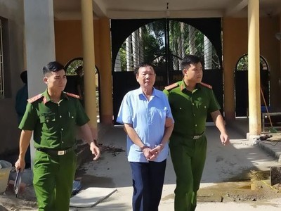 Lê Hùng Mạnh tại cơ quan công an. (Ảnh: CATH).