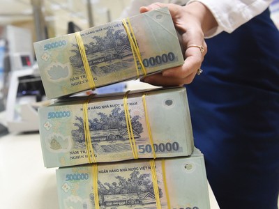 Nợ dưới tiêu chuẩn và nợ nghi ngờ của nhiều ngân hàng đều tăng mạnh trong 6 tháng qua.