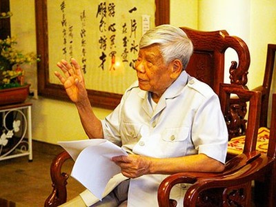 Nguyên Tổng Bí thư Lê Khả Phiêu.