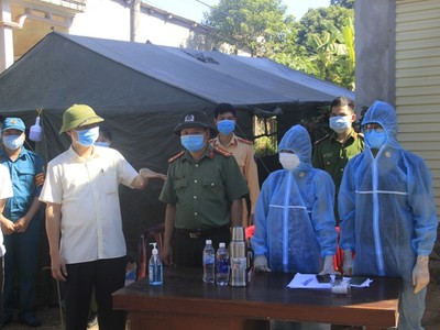 Lãnh đạo tỉnh Quảng Trị yêu cầu các lực lượng, địa phương phải giám sát chặt chẽ các trường hợp F1, F2.