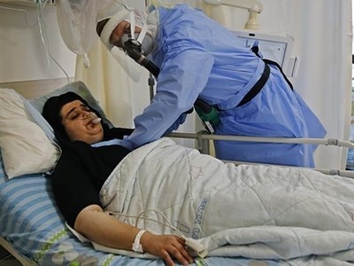 Bệnh nhân được chăm sóc tại bệnh viện ở Kfar Saba, Israel ngày 9/9. Ảnh: AFP.