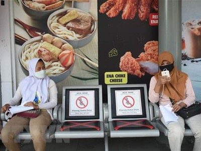 Người dân tại Jakarta, Indonesia, ngày 27/7/2020. (Ảnh: THX/TTXVN).