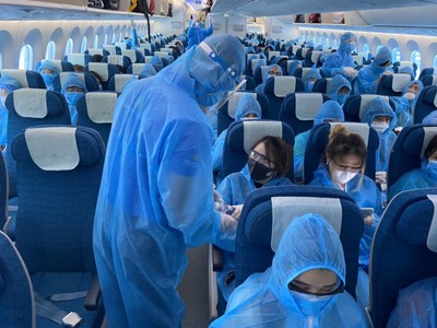 Đưa công dân Việt Nam từ nước ngoài về nước.