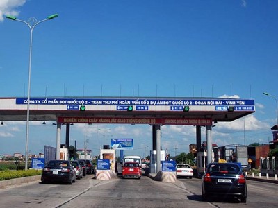 Trạm thu phi BOT Quốc lộ 2 qua huyện Bình Xuyên, tỉnh Vĩnh Phúc.