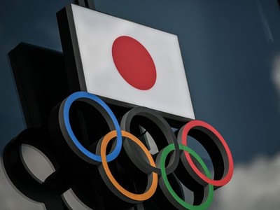 Biểu tượng Olympic bên ngoài Bảo tàng Olympic tại Tokyo, Nhật Bản. (Nguồn: AFP).