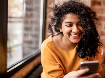 Giới trẻ Ấn Độ ào ạt đổ tiền vào thị trường chứng khoán