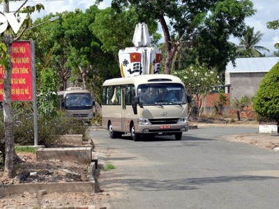 Phương tiện phục vụ tiếp nhận các công dân từ Philippines về cách ly tại Tiền Giang.