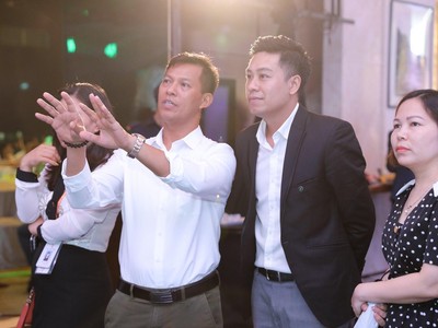 Cuối năm, thu lời từ các kênh đầu tư, khách hàng đổ tiền vào bất động sản.