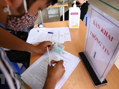 Khu vực khai báo y tế đối với bệnh nhân và người nhà khi đến bệnh viện. Ảnh minh họa. (Ảnh: Minh Quyết/TTXVN).