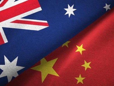 Hình ảnh cờ Australia và Trung Quốc. Ảnh: The Australian.