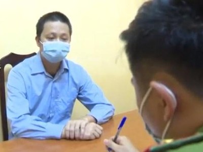 Một đối tượng trong nhóm điều hành tại Cơ quan Công an. (Nguồn: Cand.com.vn).