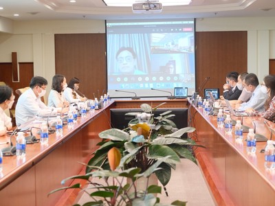 Quang cảnh lễ khởi động dự án thực hiện qua cầu truyền hình.