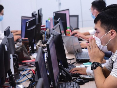 Rủi ro khi chạy theo khuyến nghị định giá của chuyên gia phân tích