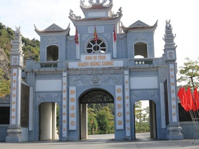 Hải Phòng tạm dừng hoạt động các khu du lịch và hoạt động tôn giáo tập trung trên 10 người để phòng chống dịch bệnh.