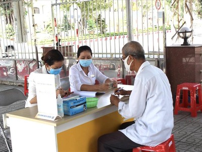 Lương hưu, trợ cấp bảo hiểm xã hội tháng 7 và 8/2021 tiếp tục được gộp thành một kỳ chi trả