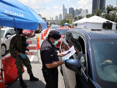 Malaysia tiếp tục kéo dài lệnh phong toả. Ảnh: Reuters.