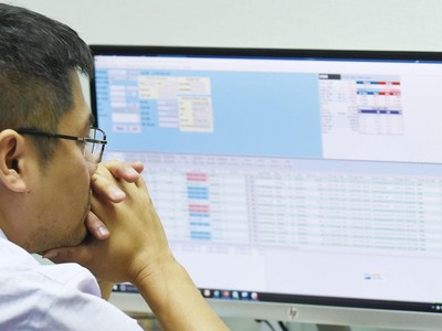 Nhiều cổ phiếu vẫn có rủi ro giảm giá, nhất là khi thanh khoản chưa tăng trở lại.