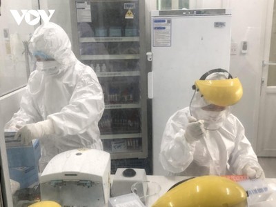 Quảng Ngãi điều động 23 y, bác sĩ hỗ trợ tỉnh Bình Dương chống dịch Covid-19.