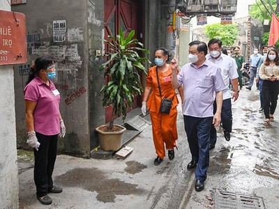 Thường trực Thành ủy Hà Nội yêu cầu kích hoạt 100% các khu cách ly tập trung