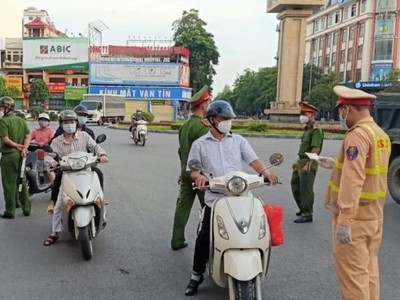 Một chốt kiểm chặn trên địa bàn xã Đại Đồng, huyện Tiên Du, tỉnh Bắc Ninh.