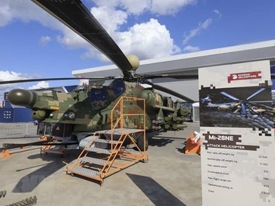 Trực thăng tấn công Mi-28NE lần đầu tiên ra mắt tại Diễn đàn kỹ thuật-quân sự quốc tế Moskva 2021. (Ảnh: Trần Hiếu/TTXVN).