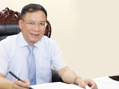 Ông Lê Hùng Sơn, Phó tổng giám đốc Bảo hiểm Xã hội Việt Nam