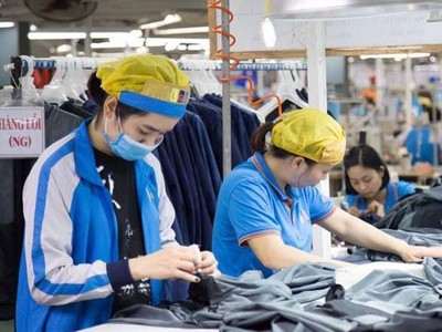 Nhiều doanh nghiệp may mặc đã được tiếp cận gói vay trả lương ngừng việc.