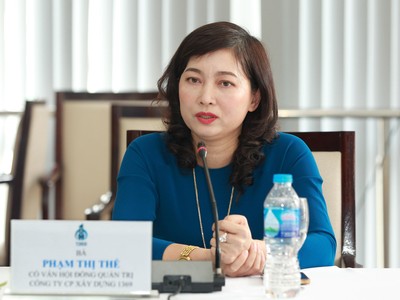 Bà Phạm Thị Thế, Cố vấn Hội đồng quản trị CTCP Xây dựng 1369 chia sẻ tại Tọa đàm.