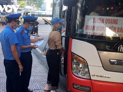 Từ ngày 1/1/2022, các phương tiện kinh doanh vận tải không lắp camera giám sát trên xe theo quy định sẽ bị xử phạt.