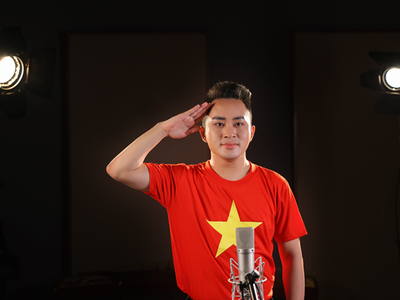 Mới đây, ca sỹ Tùng Dương đã phối khí mới Quốc ca và ra mắt trên mạng xã hội. (Ảnh minh họa: NVCC).