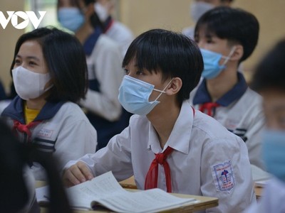Hà Nội điều chỉnh lịch đến trường khi các quận, huyện "đổi màu" phòng dịch. (Ảnh minh họa).