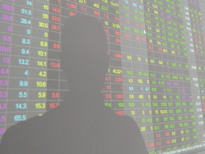 Thao túng giá cổ phiếu là câu chuyện nhức nhối trên thị trường chứng khoán Việt Nam.