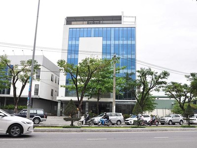 Bệnh viện Hòa Hảo được xây dựng trên khu đất số 2 - đường Nguyễn Hữu Thọ (TP. Đà Nẵng) khi chưa được cấp phép.