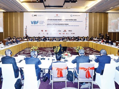 Các diễn giả tham gia VBF 2021 đã đóng góp nhiều ý kiến về vai trò, trách nhiệm của doanh nghiệp trong chuỗi cung ứng.