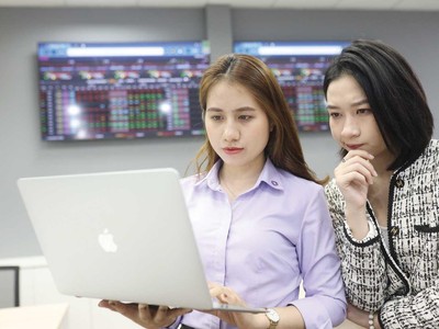 Dòng tiền quan tâm đến câu chuyện của từng cổ phiếu có yếu tố “đặc biệt” .