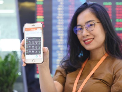 Lợi nhuận các doanh nghiệp niêm yết năm 2022 dự kiến tăng 19,6%, dẫn dắt bởi khối ngân hàng với mức tăng ước đạt 20 - 25%.