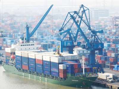 Xuất khẩu là một trong những điểm sáng kinh tế 5 tháng đầu năm.