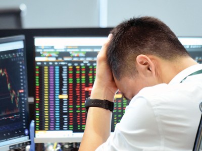 Dòng tiền trên thị trường chứng khoán khô hạn