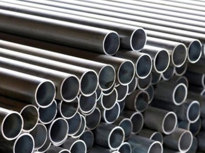 Các DN sản xuất ống thép lớn tại Mỹ cáo buộc ống thép nhập khẩu từ Việt Nam có dấu hiệu lẩn tránh thuế phòng vệ thương mại. Ảnh minh họa: KT.