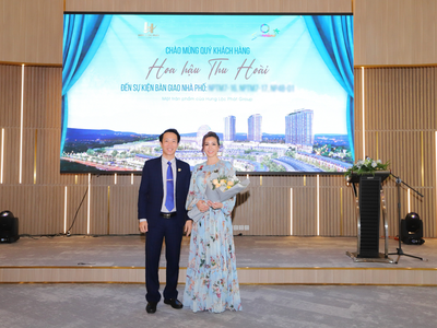 Hoa Hậu Thu Hoài phấn khởi khi chính thức trở thành chủ nhân của ba căn nhà phố tại Mũi Né Summerland.