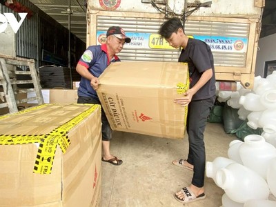 Giá cước vận tải cũng chưa được doanh nghiệp ở Đắk Lắk giảm dù giá nhiên liệu đã giảm mạnh.